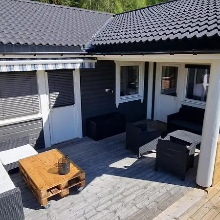 Hus I Flott Natur. Holiday home *